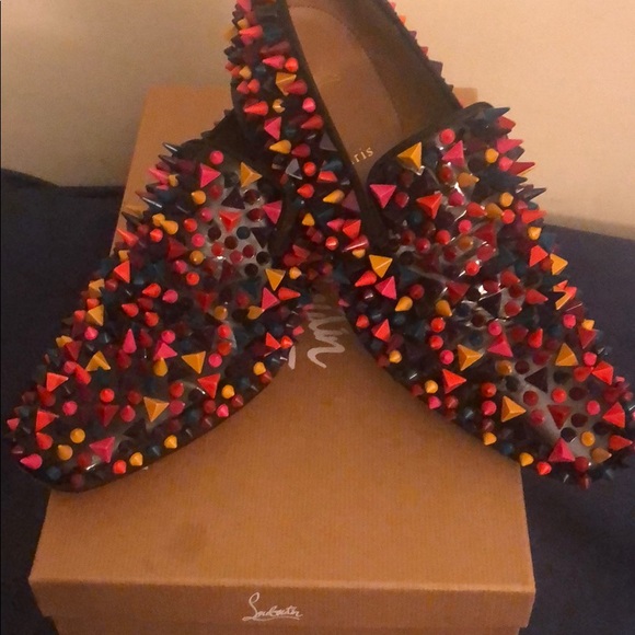 This is a nice shoes - Picture 2 of 8